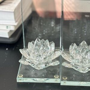 Crystal Lotus Flower Decor – Set of 3 on Glass Mirrors